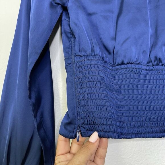 NEW Abercrombie & Fitch Top XS Blue Satin Crop V Neck Puff Long Sleeve Smocked - Picture 8 of 10